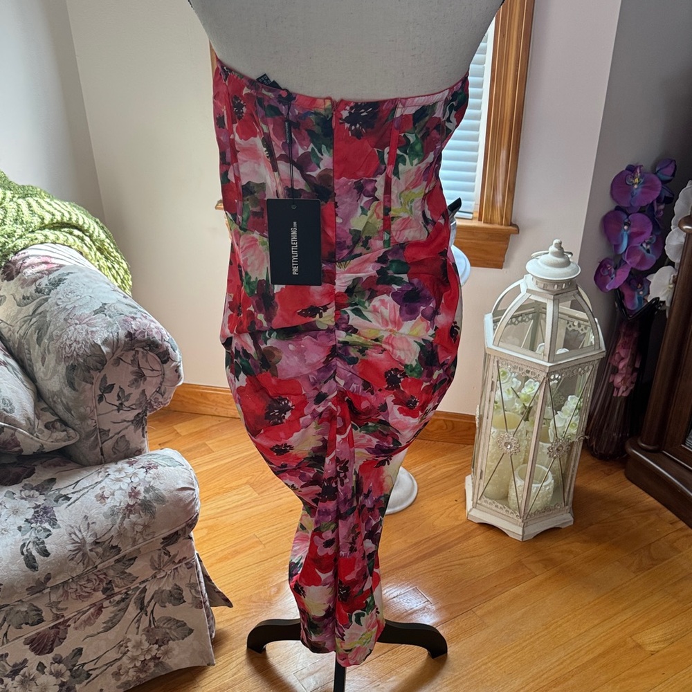 PrettyLittleThing Strapless Floral Twist-Front Midi Dress - Pink, Red, Purple - Picture 5 of 9